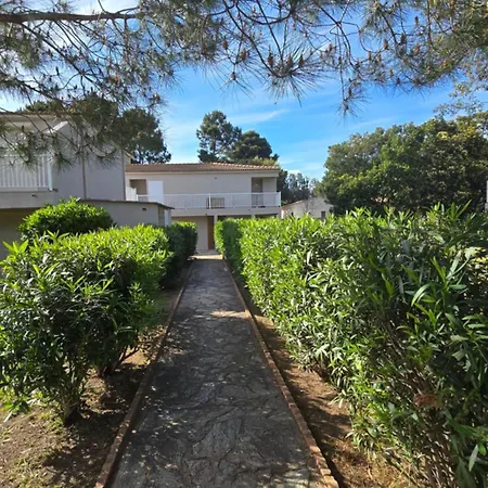 Lägenhet Fiori Di Cala Rossa, Etablissement Cardoga Piscine, & Montagne *