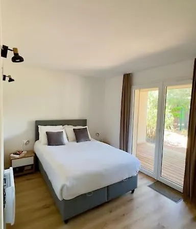 Lägenhet Fiori Di Cala Rossa, Etablissement Cardoga Piscine, & Montagne *