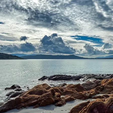 Fiori Di Cala Rossa, Etablissement Cardoga Piscine, & Montagne Lägenhet Lecci