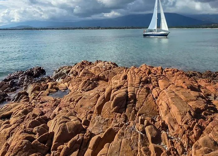 Appartement Fiori Di Cala Rossa, Etablissement Cardoga Piscine, & Montagne