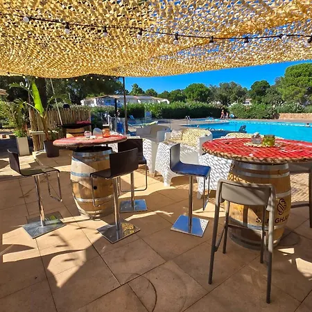 Lejlighed Fiori Di Cala Rossa, Etablissement Cardoga Piscine, & Montagne Lecci