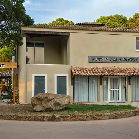 Fiori Di Cala Rossa, Etablissement Cardoga Piscine, & Montagne Lejlighed *