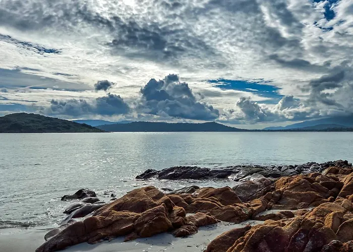 Fiori Di Cala Rossa, Etablissement Cardoga Piscine, & Montagne Apartmán Lecci